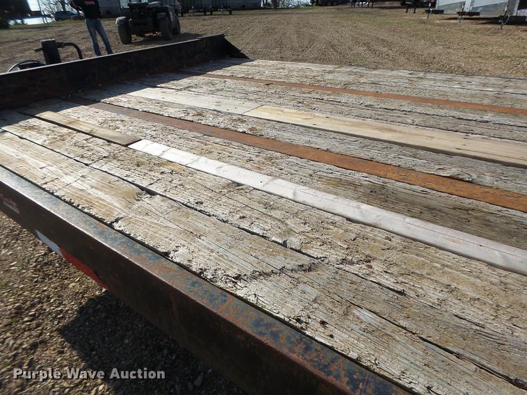 image for item DB9891 1988 Eager Beaver equipment trailer