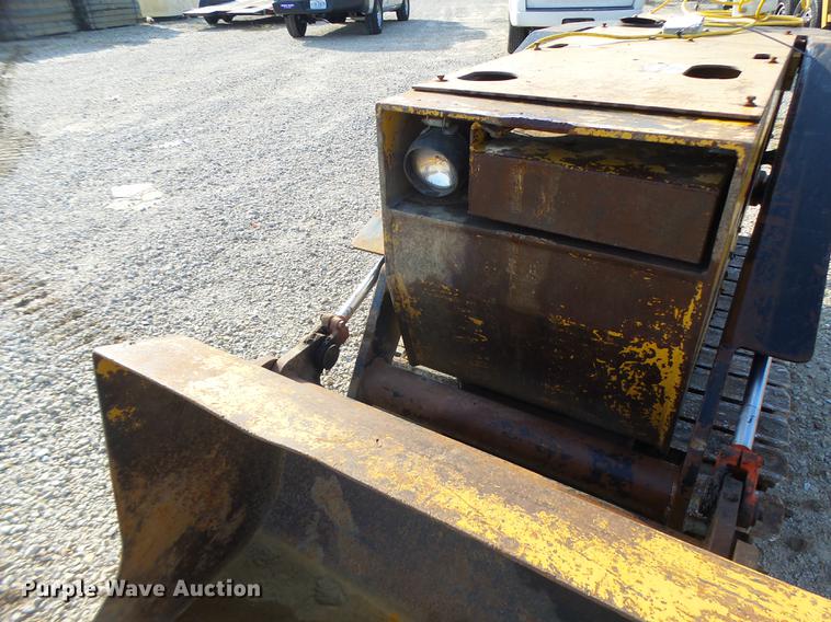 image for item DB9941 2009 Microtraxx SL436 compact utility loader