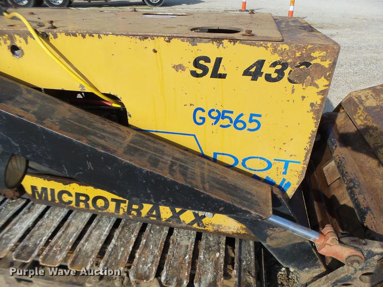 image for item DB9941 2009 Microtraxx SL436 compact utility loader