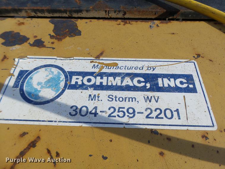 image for item DB9941 2009 Microtraxx SL436 compact utility loader