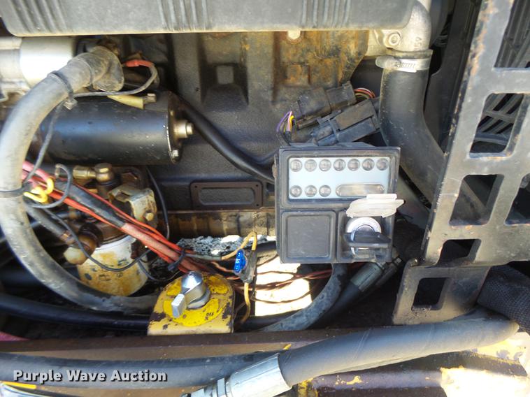 image for item DB9941 2009 Microtraxx SL436 compact utility loader