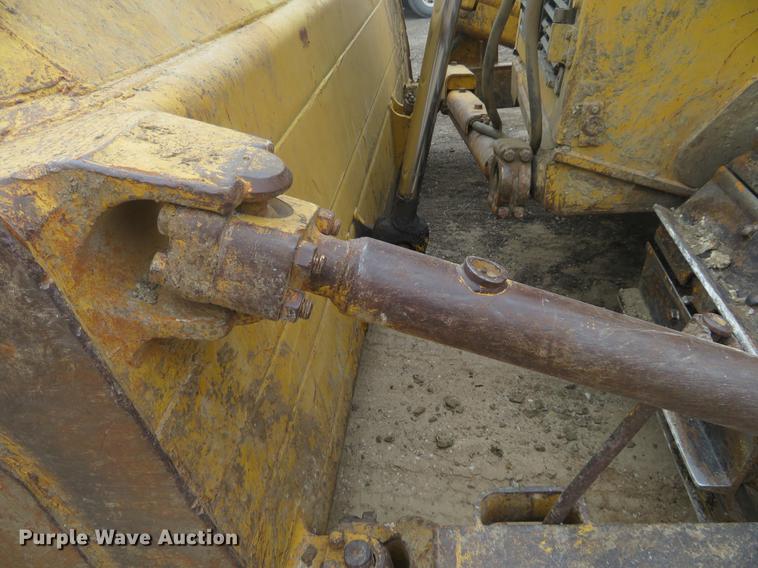 image for item DC0781 1987 Caterpillar D7H dozer