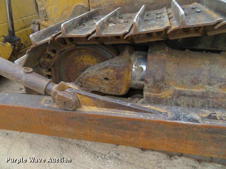 image for item DC0781 1987 Caterpillar D7H dozer