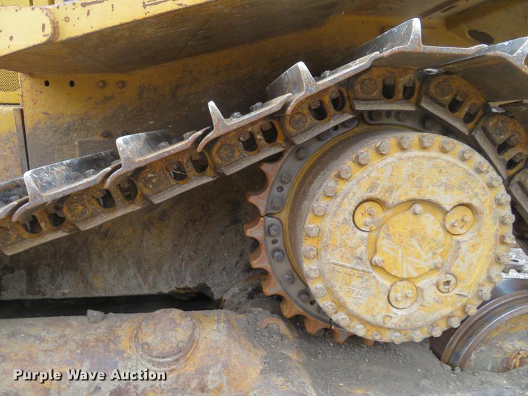 image for item DC0781 1987 Caterpillar D7H dozer
