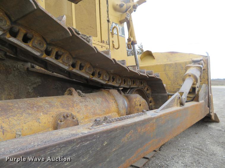 image for item DC0781 1987 Caterpillar D7H dozer