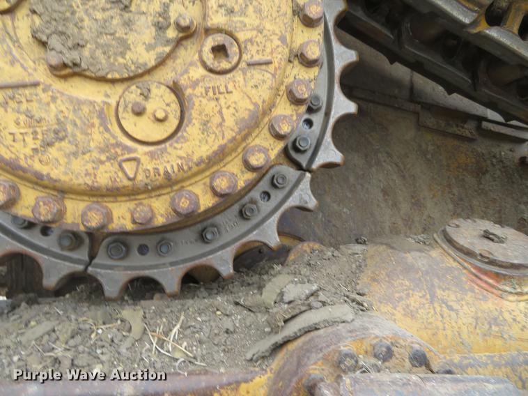 image for item DC0781 1987 Caterpillar D7H dozer
