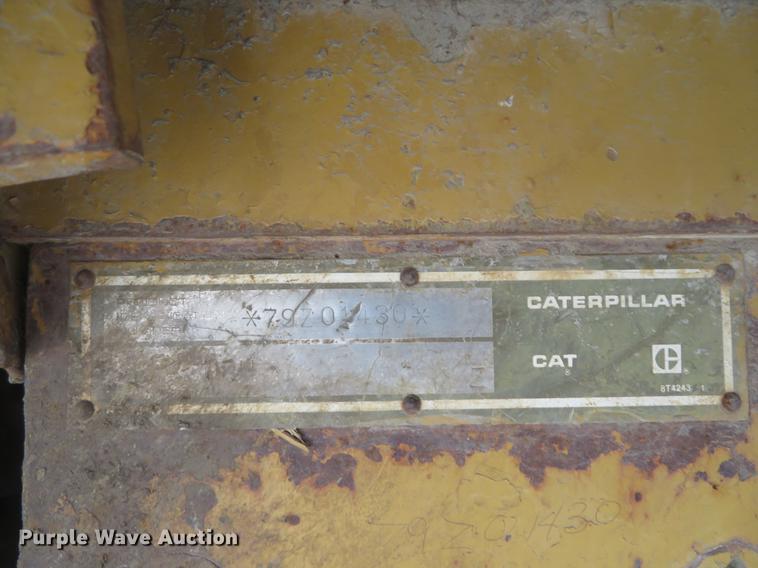 image for item DC0781 1987 Caterpillar D7H dozer