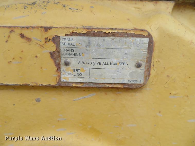 image for item DC0781 1987 Caterpillar D7H dozer