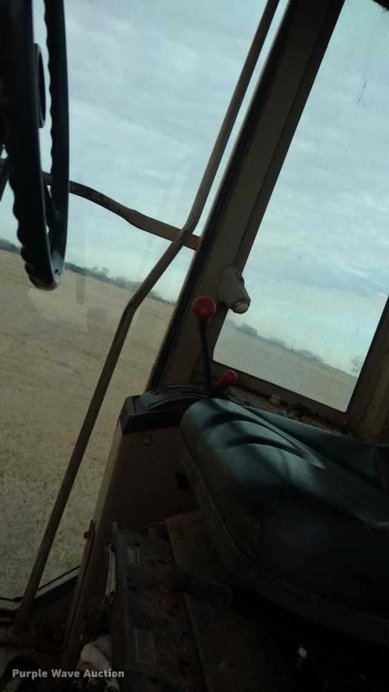 image for item DC0783 1985 John Deere 670B motor grader