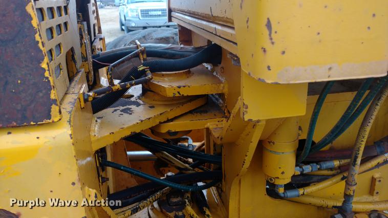 image for item DC0783 1985 John Deere 670B motor grader