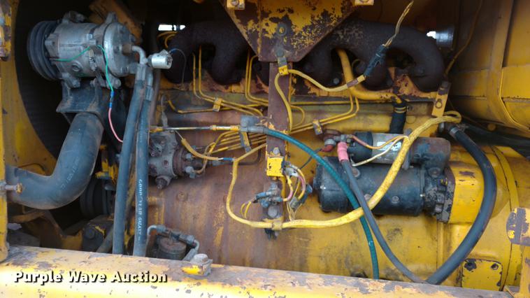 image for item DC0783 1985 John Deere 670B motor grader