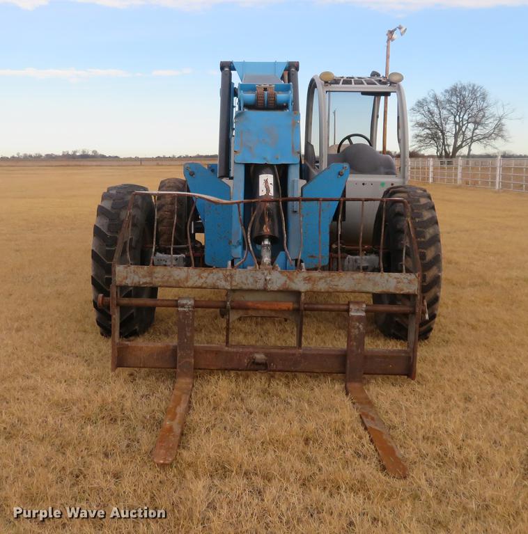 image for item DC0784 2008 Genie GTH-842 telehandler