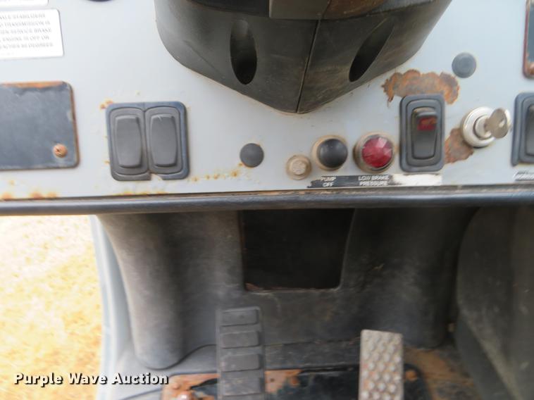 image for item DC0784 2008 Genie GTH-842 telehandler