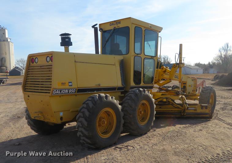 image for item DC0785 1997 Galion 850B motor grader