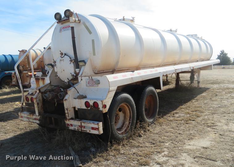 image for item DC0786 2007 Dragon vacuum trailer