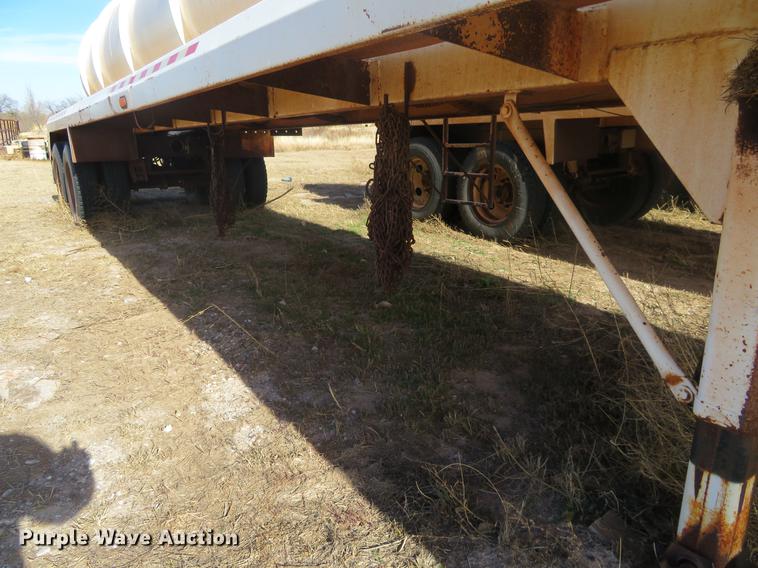 image for item DC0786 2007 Dragon vacuum trailer