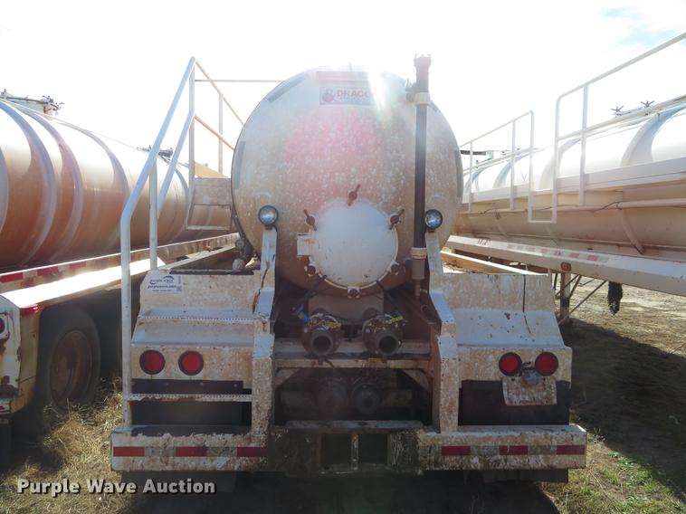 image for item DC0787 2011 Dragon vacuum trailer