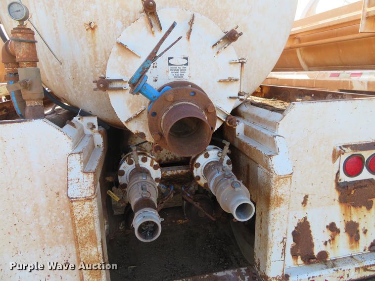 image for item DC0788 2004 VE Enterprises Eagle vacuum trailer