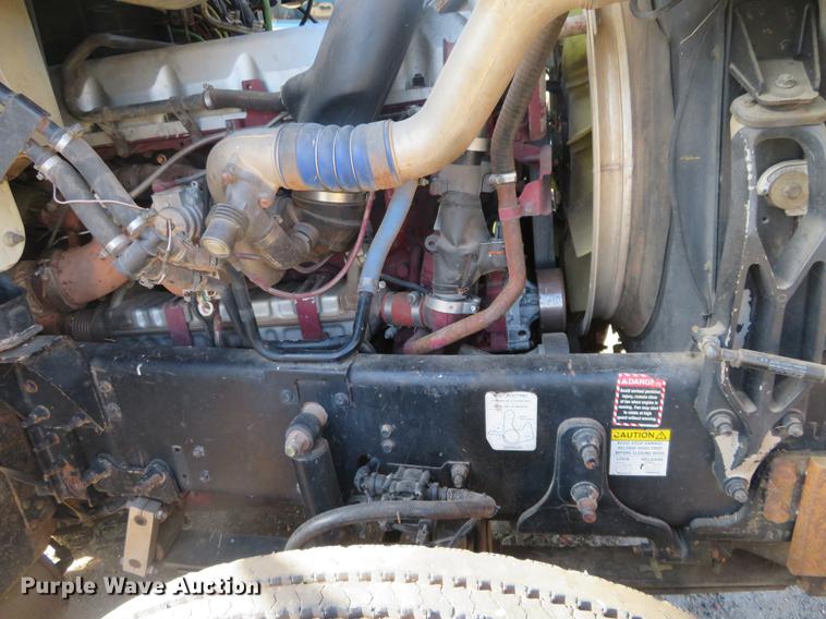 image for item DC0790 2008 Mack CHU613 semi truck