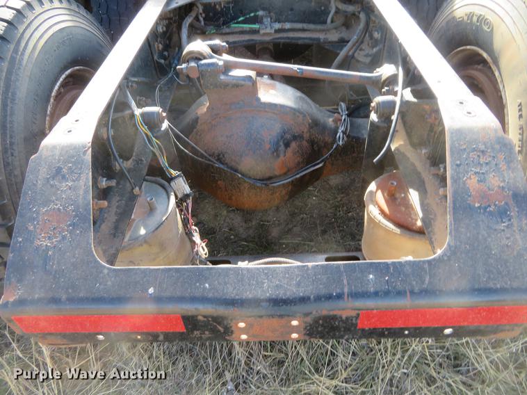 image for item DC0791 1997 Volvo WCA semi truck