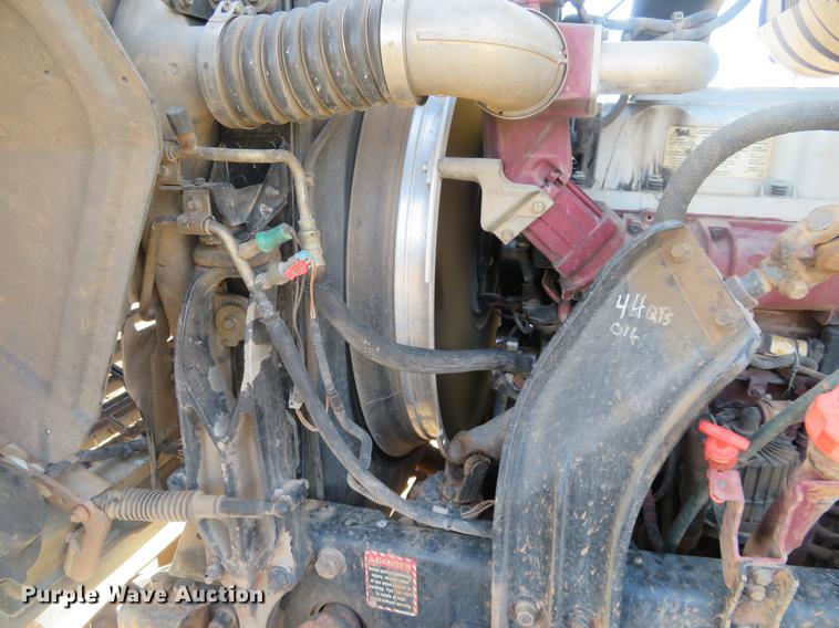 image for item DC0792 2009 Mack CHU613 semi truck