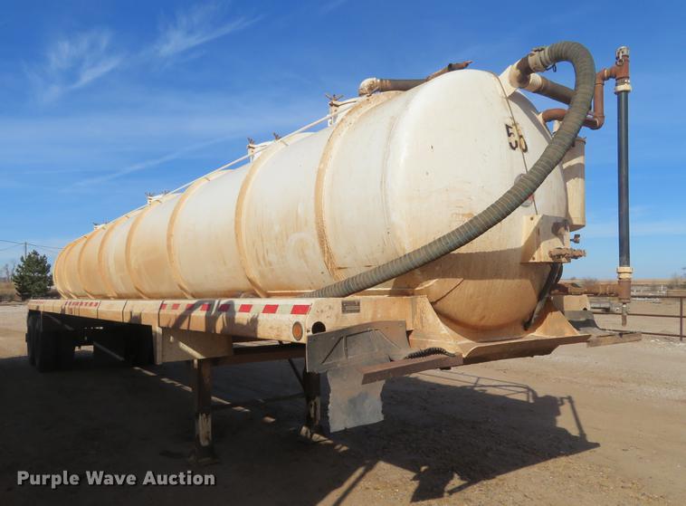 image for item DC0793 2011 Dragon vacuum trailer