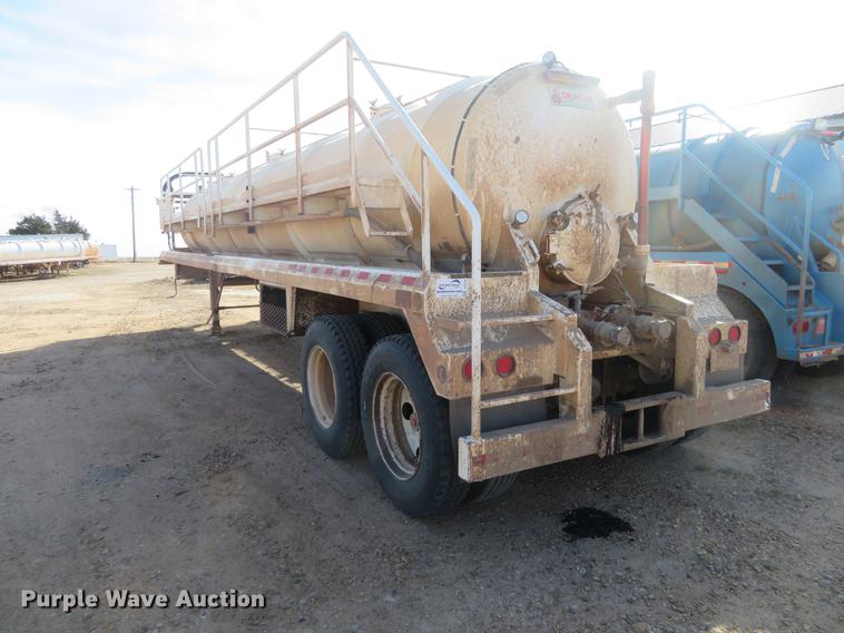 image for item DC0793 2011 Dragon vacuum trailer