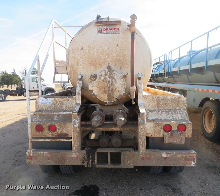 image for item DC0793 2011 Dragon vacuum trailer