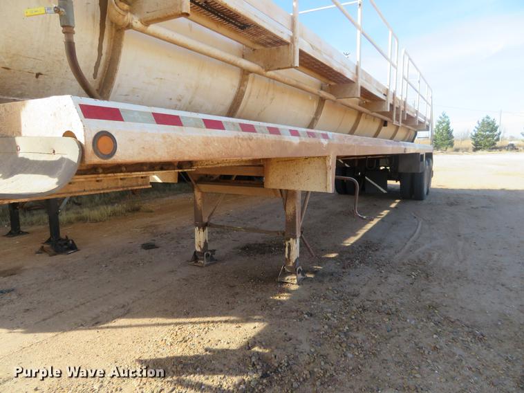 image for item DC0793 2011 Dragon vacuum trailer