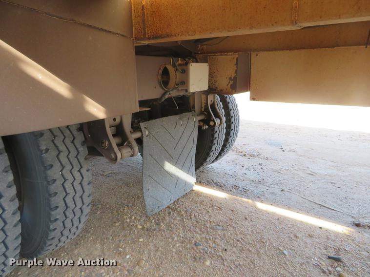 image for item DC0793 2011 Dragon vacuum trailer