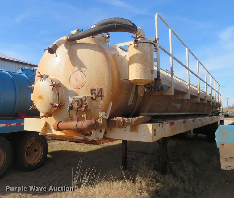 image for item DC0794 2011 Trox vacuum trailer