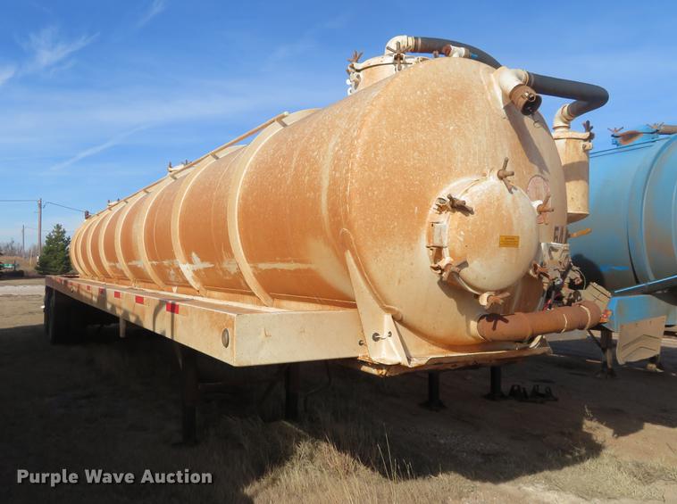 image for item DC0794 2011 Trox vacuum trailer