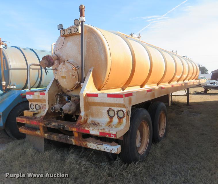 image for item DC0794 2011 Trox vacuum trailer