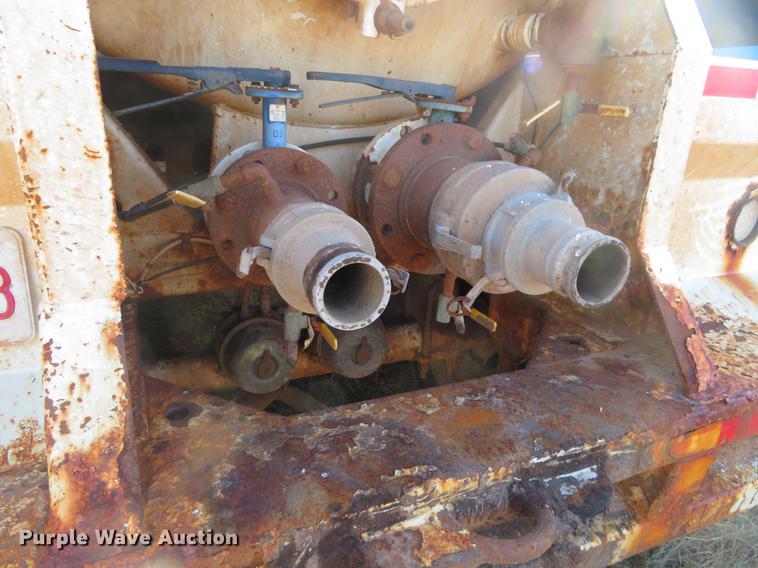 image for item DC0794 2011 Trox vacuum trailer