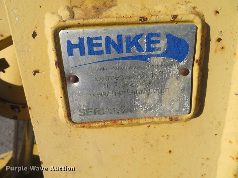 image for item DC0800 2006 Komatsu GD655-3C motor grader