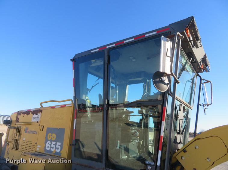 image for item DC0800 2006 Komatsu GD655-3C motor grader