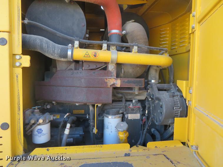 image for item DC0800 2006 Komatsu GD655-3C motor grader