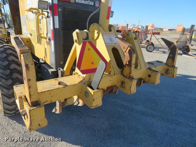 image for item DC0800 2006 Komatsu GD655-3C motor grader