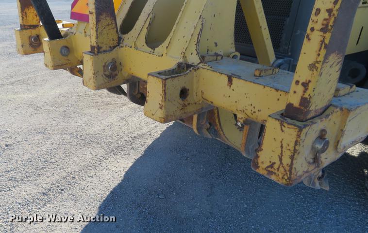 image for item DC0800 2006 Komatsu GD655-3C motor grader