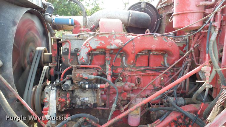 image for item DC1019 1974 International Transtar 4300 flatbed truck