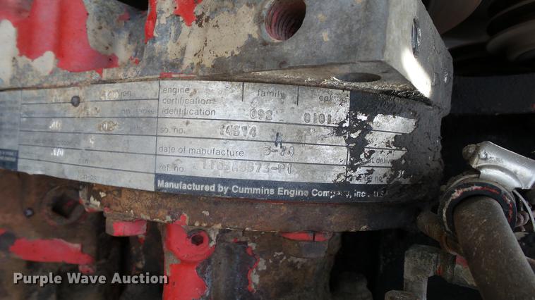 image for item DC1019 1974 International Transtar 4300 flatbed truck