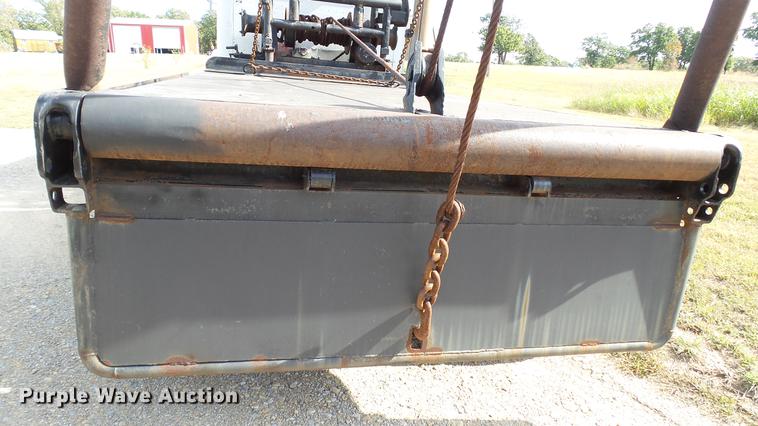 image for item DC1019 1974 International Transtar 4300 flatbed truck