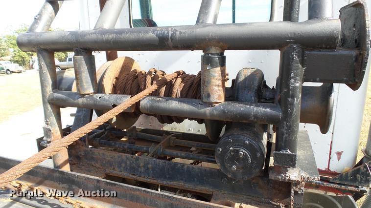 image for item DC1019 1974 International Transtar 4300 flatbed truck