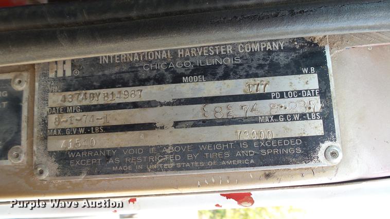 image for item DC1019 1974 International Transtar 4300 flatbed truck