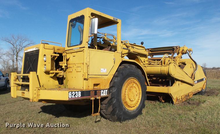 image for item DC1032 1979 Caterpillar 623B elevating scraper