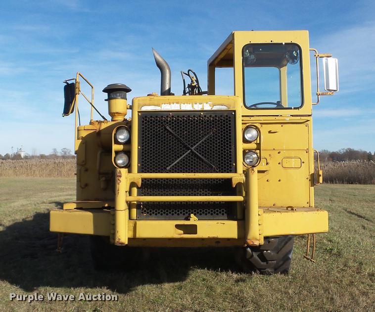image for item DC1032 1979 Caterpillar 623B elevating scraper