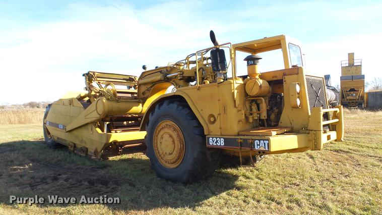 image for item DC1032 1979 Caterpillar 623B elevating scraper