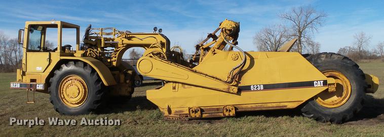 image for item DC1032 1979 Caterpillar 623B elevating scraper