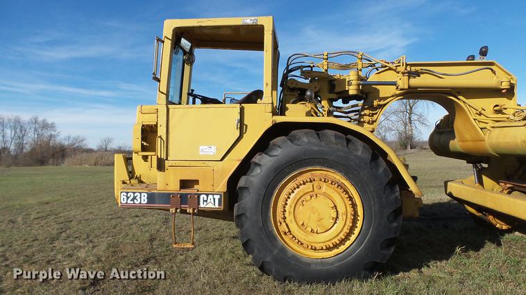 image for item DC1032 1979 Caterpillar 623B elevating scraper