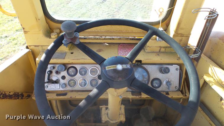 image for item DC1032 1979 Caterpillar 623B elevating scraper